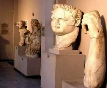 DOMITIANUS-EPHESSUS MUSEUM